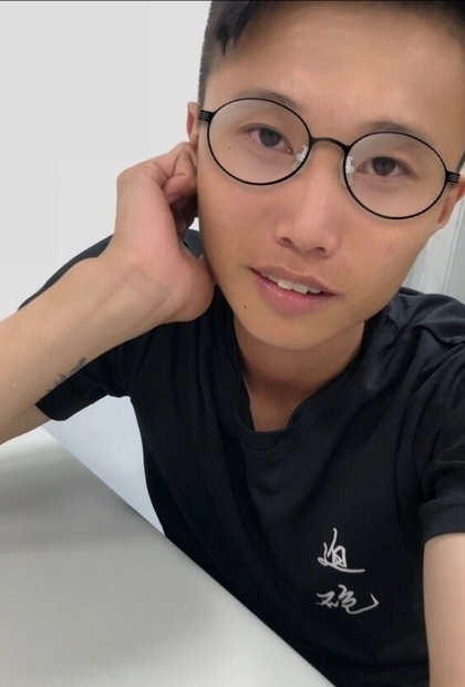 璨名的第一张照片--桃园残疾人相亲网