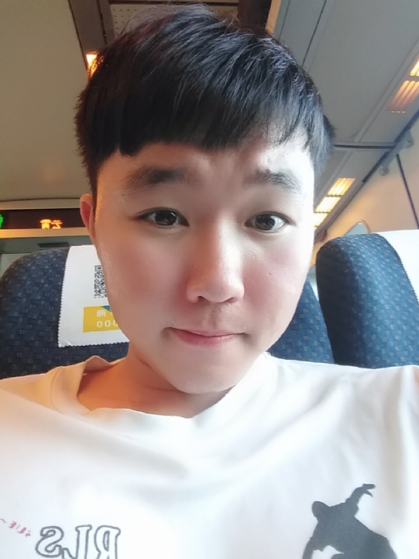 爱玉的第一张照片--桃园残疾人相亲网