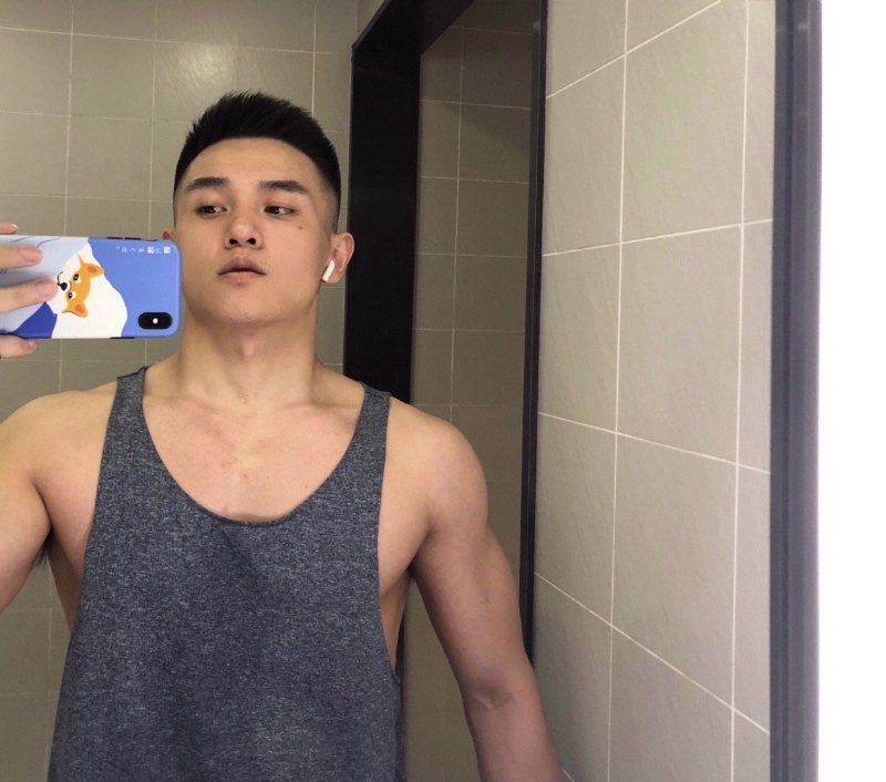 李文亮的第一张照片--桃园残疾人相亲网